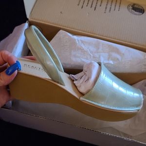 Kenneth Cole Reaction shoe